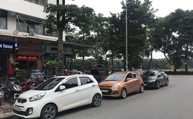 thuê xe ô tô tự lái Hà Nội