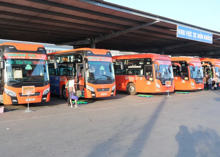 Xe khách Phương Trang Futa Bus