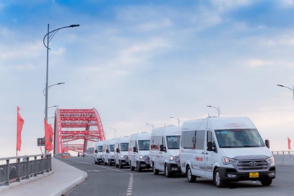 Xe khách Hoàng Long