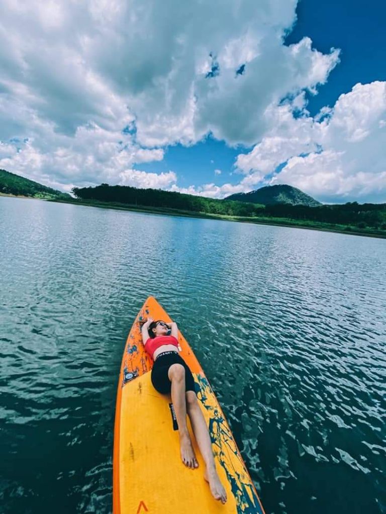 Chèo sup, chèo kayak hồ Tuyền Lâm