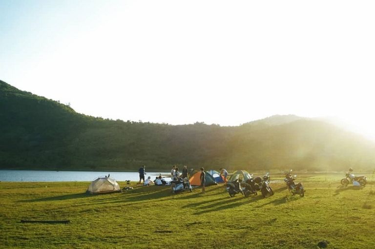 Cắm trại Nha Trang hồ Am Chúa