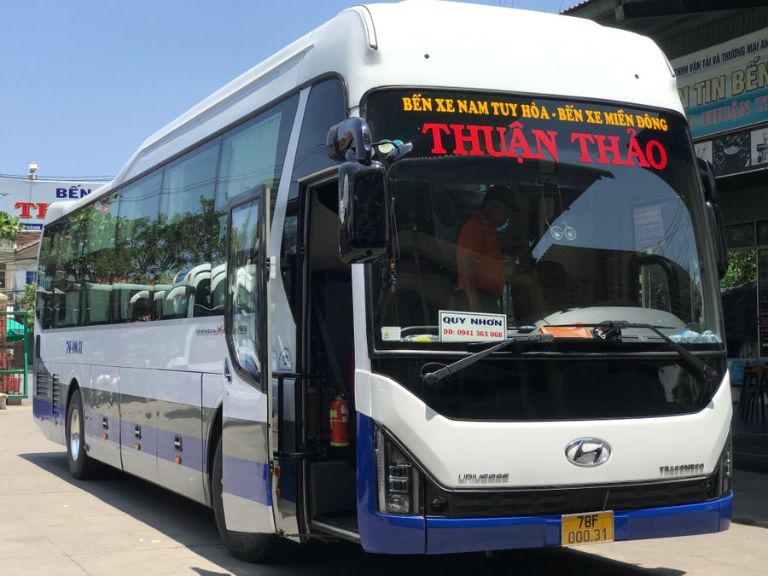 Xe khách Sài Gòn Bình Định Thuận Thảo