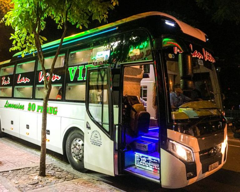 Trà Lan Viên xe khách đi Sài Gòn xuất phát từ Mũi Né
