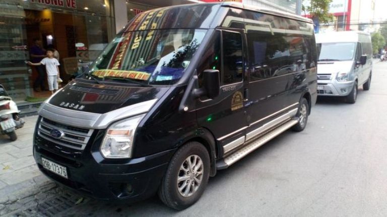 Xe limousine Hoa Dũng Hà Nội Hòa Bình