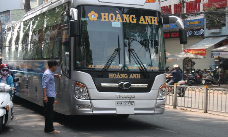 Xe Limousine Hoàng Anh Hà Nội - Lai Châu