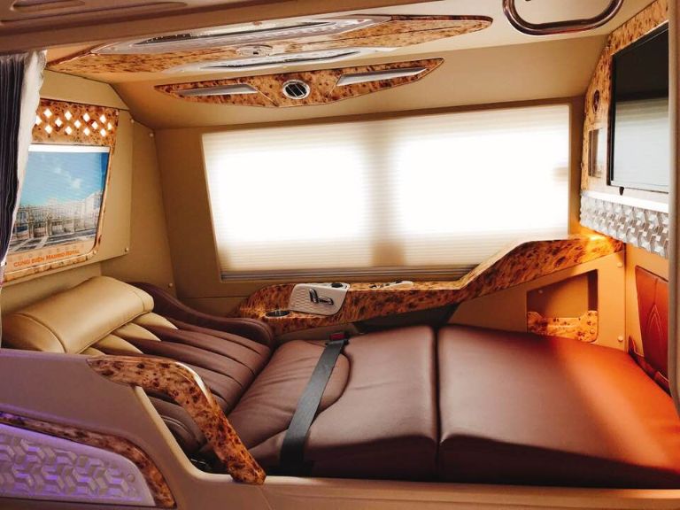 Ngọc Ánh limousine - Xe Limousine từ Sài Gòn về Cần Thơ
