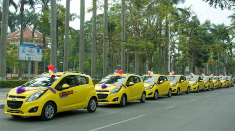 Xe taxi Vàng sân bay Phú Bài đến Nội thành Huế