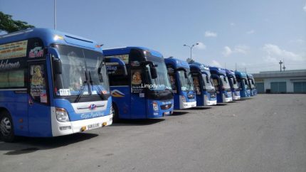 Nhà xe Vạn Lục Tùng
