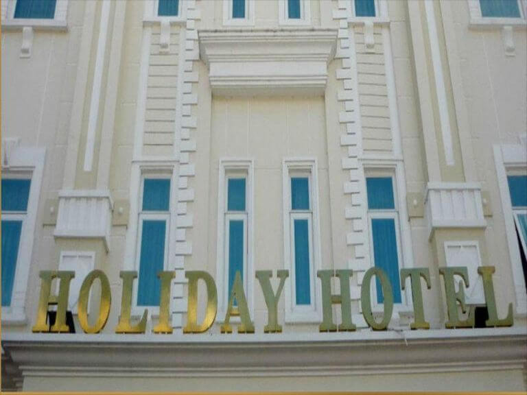 Khách sạn Holiday Cần Thơ