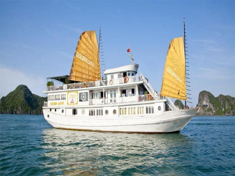 Du thuyền vịnh Hạ Long - Golden Lotus