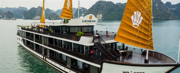 Du thuyền Genesis Regal luôn cung cấp cho du khách những chuyến tham quan chất lượng, đầy ý nghĩa.