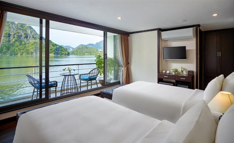 Du thuyền cung cấp giường đôi hoặc giường đơn cho du khách lựa chọn dựa trên nhu cầu của bản thân. 