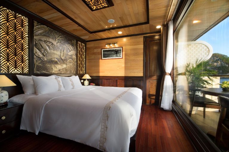 Junior Suite Balcony có những tiện nghi, dịch vụ hấp dẫn giúp du khách có một kỳ nghỉ thật thoải mái