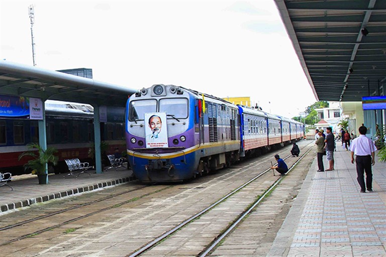 Bạn sẽ không cảm thấy hối tiếc khi đồng hành cùng SE4 trên chặng đường từ Nha Trang tới Nam Định.