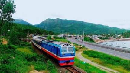 vé tàu Nha Trang Ninh Bình