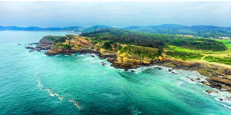 Đảo Cô Tô với cảnh quan hùng vĩ là điểm đến lý tưởng cho mùa hè 2022. 