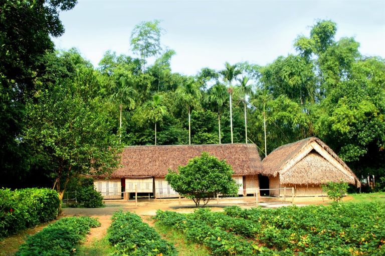 làng Sen quê Bác 
