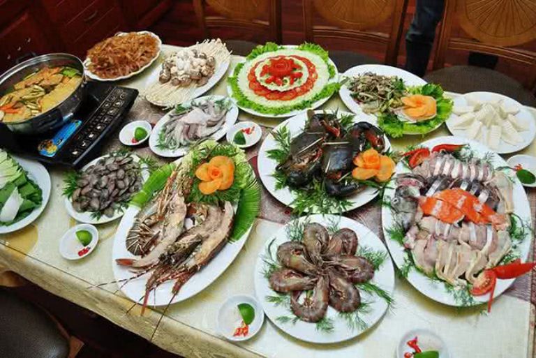 Các món ăn từ hải sản tươi ngon mà nhất định bạn phải thử khi tham gia Tour du lịch Sầm Sơn 1 ngày