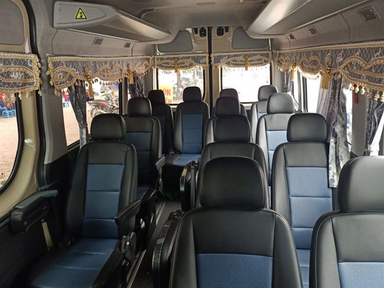 Tài xế xe Phú Bình lái xe an toàn nên hành khách có thể yên tâm khi đồng hành cùng hãng xe khách Hà Nội Uông Bí này.