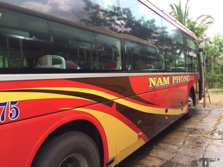 Nhà xe Nam Phong đem đến cho khách hàng trải nghiệm thoải mái với hệ thống xe chất lượng cao và dịch vụ chu đáo, tận tình.