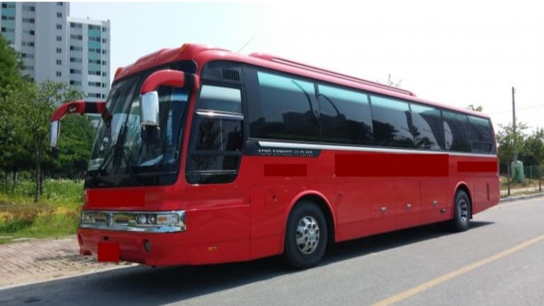 Nhà xe Hoàng Thin cung cấp mẫu xe ghế ngồi 43 chỗ phục vụ khách hàng đi xe khách Hà Nội Kim Sơn.