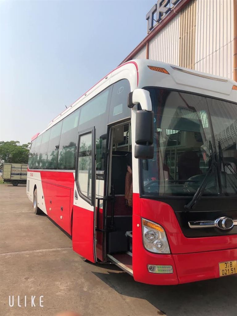 Nhà xe Khánh Hạnh còn cung cấp dịch vụ vận chuyển hàng hoá với mức giá thấp cho du khách trên tuyến đường Hà Nội Tân Kỳ.