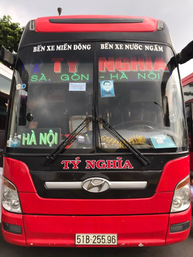 Nhà xe Tý Nghĩa cung cấp dịch vụ vận tải hành khách liên tỉnh uy tín, nên được đông đảo khách hàng tin tưởng sử dụng dịch vụ xe khách Hà Nội Tân Phú.