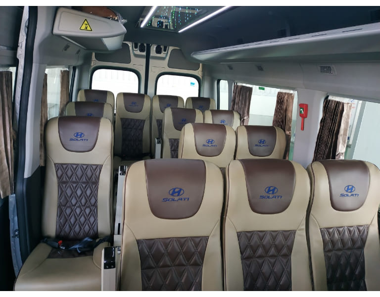 Ghế hành khách có thể trượt ngả tùy ý, qua đó, giúp bạn có tư thế ngồi phù hợp nhất trong thời gian đi xe khách Hà Nội Văn Quan