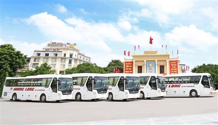Xe khách Thanh Hoá - Thái Bình Hoàng Long là người bạn đồng hành thân thiết của đông đảo du khách trên tuyến đường này. 