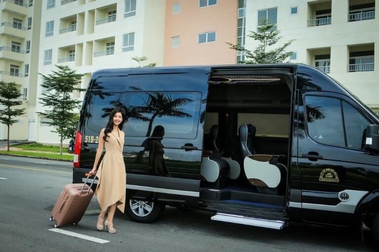 Xe limousine Hà Nội Trấn Yên đang trên đà phát triển và ăn khách