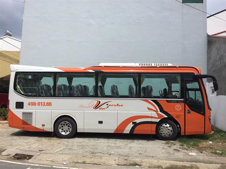 Công ty Vy Vân Travel cung cấp dịch vụ xe khách Đà Lạt Quảng Trị uy tín và chất lượng hàng đầu trên tuyến đường này.