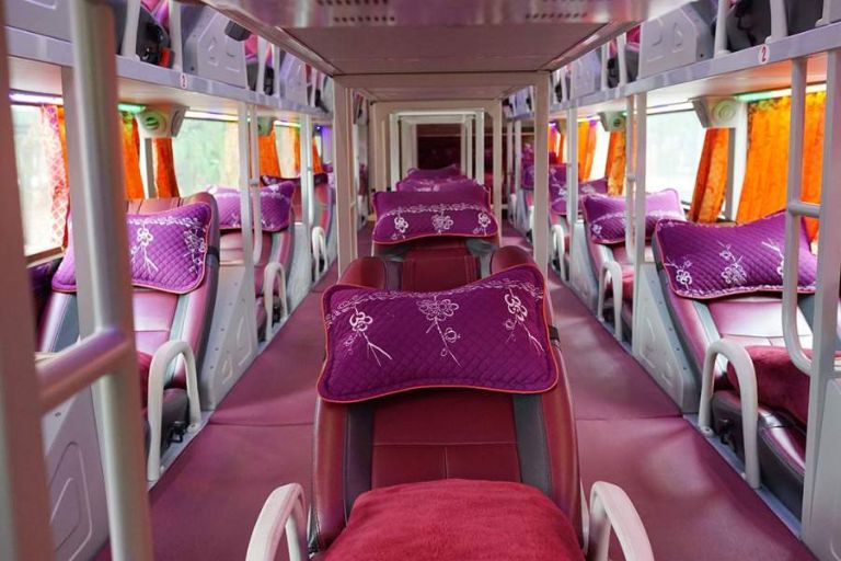 Nhà xe Quốc Khánh được trang bị đầy đủ các tiện nghi nhằm đáp ứng đủ các yêu cầu cơ bản của hành khách trên chuyến đi từ Đà Nẵng đến Tây Ninh.