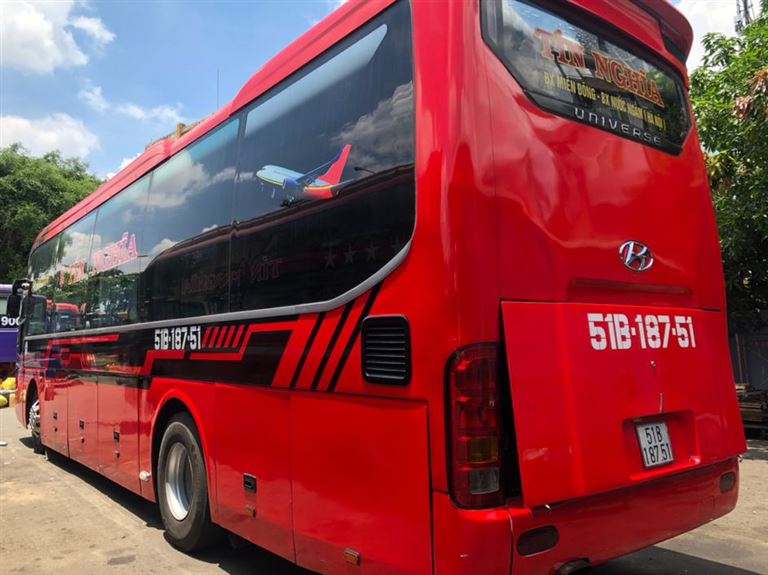 Hãng xe Tín Nghĩa chuyên chở hàng hoá từ Thanh Hoá đến Hội An với độ uy tín cao và giá cả phải chăng. 