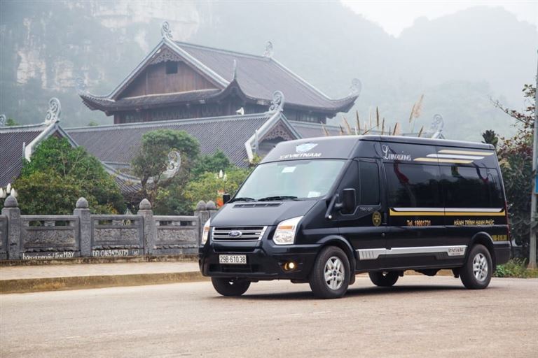 Nhà xe Duy Khang hỗ trợ đưa đón khách hàng tận nơi trong nội thành với chi phí hoàn toàn bằng không.