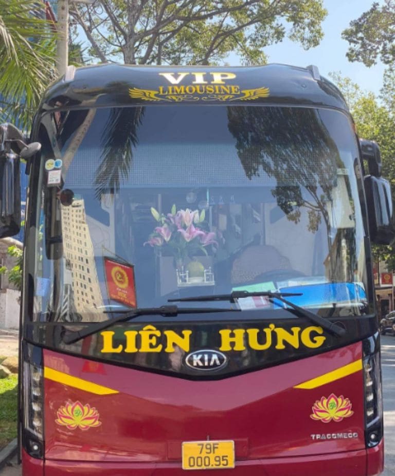 Liên Hưng là cơ sở xe limousine Sài Gòn Châu Đốc với phong độ và lượng khách hàng ổn định nhất trên thị trường chuyên chở 