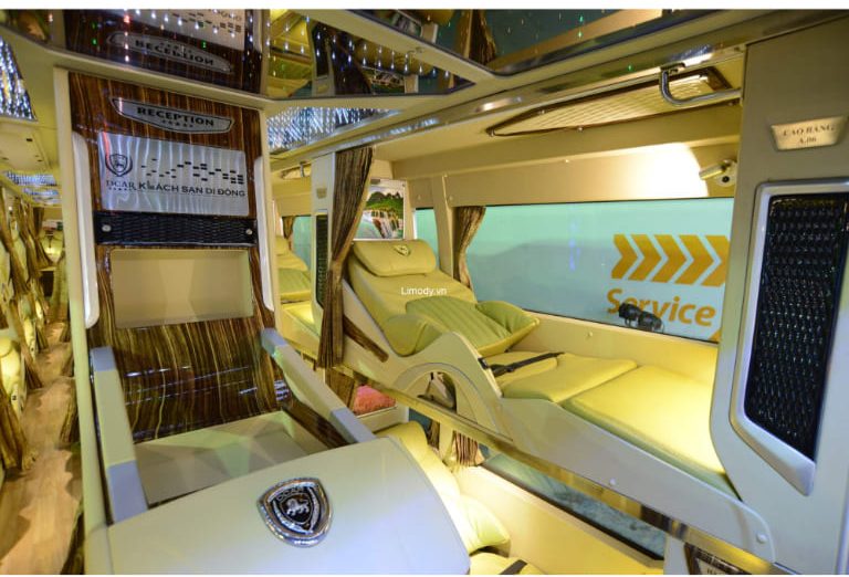 Tất cả các trang thiết bị trên xe limousine Thanh Hóa Hà Tĩnh đều được nhà xe Mận Vũ chú trọng đầu tư nhằm mang lại sự hài lòng cho hành khách.