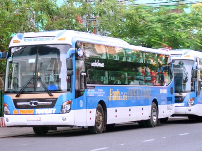 Xe khách Quảng Nam Lâm Đồng là một trong những phương tiện được nhiều doanh nghiệp chú trọng đầu tư nhất hiện nay do có nhiều khách hàng di chuyển qua lại