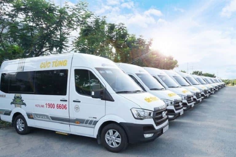Nhà xe Cúc Tùng có hệ thống xe nhỏ để phục vụ cho dịch vụ trung chuyển, đưa đón khách hàng tận nơi.