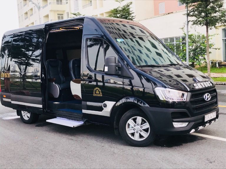 Nhà xe limousine VIP Nước Ngầm - Quảng Ninh