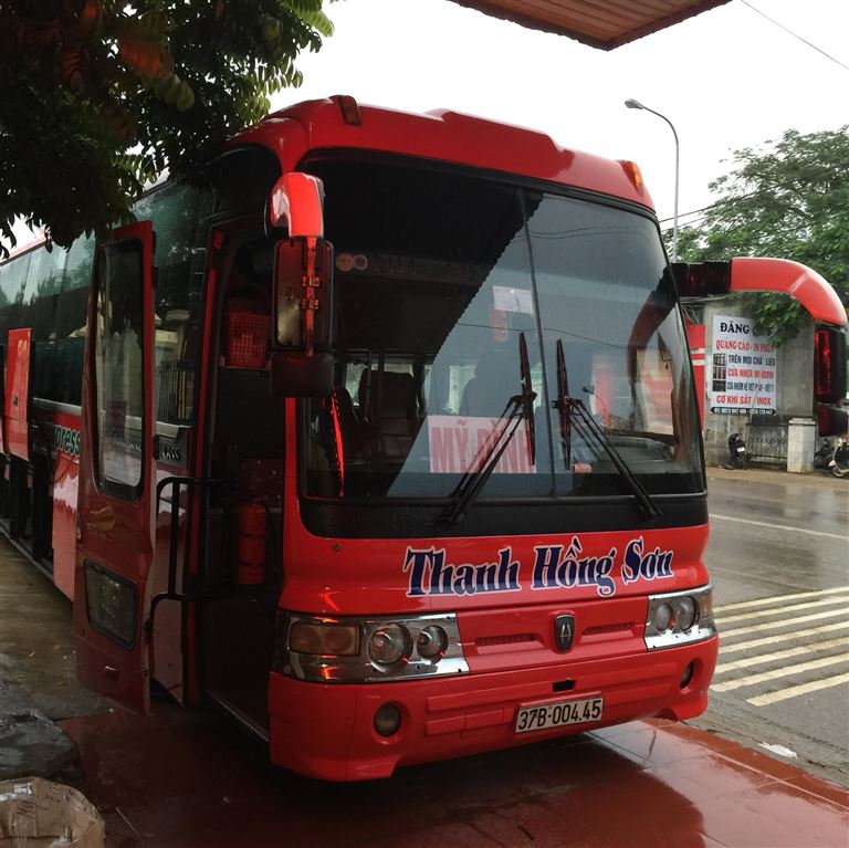 Thanh Hồng Sơn là một trong những hãng xe khách Quảng Nam An Giang đứng top đầu về chất lượng phương tiện và phục vụ.