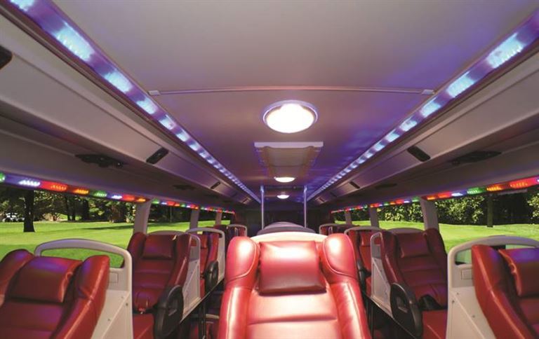 Khách hàng sẽ được cung cấp không gian nội thất hiện đại, cao cấp khi đồng hành cùng xe khách Thảo Lan. 