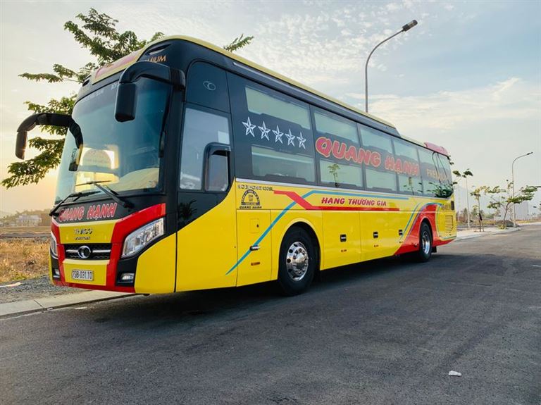 Xe khách Quang Hạnh tạo được uy tín cao với đông đảo khách hàng trên tuyến xe khách Quảng Nam Phú Yên.