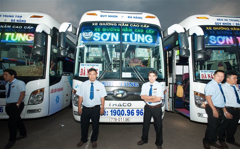 Sơn Tùng có mức giá vé xe khách Quảng Nam Quy Nhơn cực kỳ rẻ, chỉ từ 220 000đ một lượt nen được khách hàng rất ưa chuộng.
