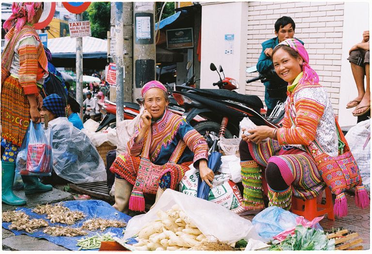 Bắt đầu từ 4h sáng, chợ phiên Hà Giang này bắt đầu từ rất sớm nên kết thúc cũng sớm hơn so với chợ khu vực khác 