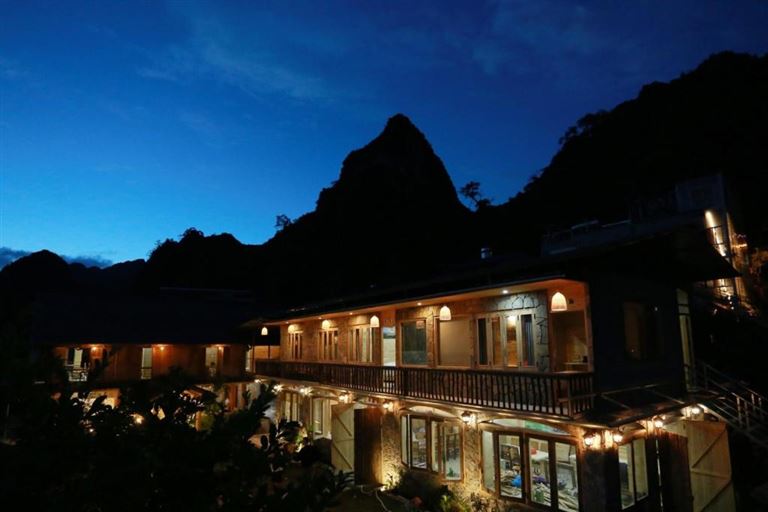 Đồng Văn Eco Stone House là điểm dừng chân lý tưởng của đông đảo khách hàng khi đi du lịch Hà Giang. 