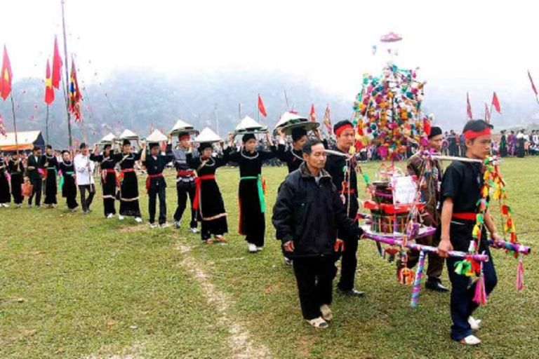 Lễ hội Gầu Tào sẽ diễn ra vào dịp Tết Nguyên Đán để chào đón năm mới và cũng là dịp để người dân cùng cao sum họp