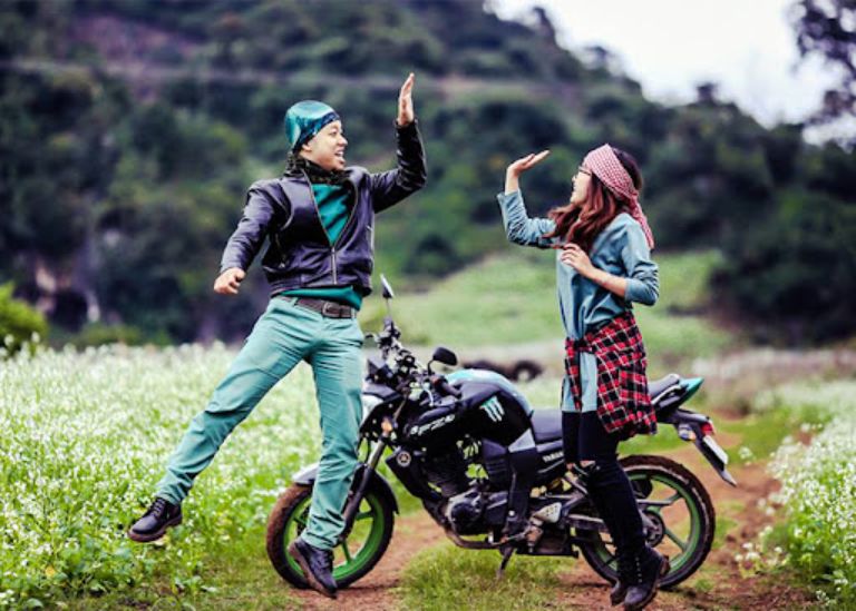 Các bạn trẻ đam mê xe dịch, đi phượt có thể di chuyển bằng xe máy cá nhân ngay từ Hà Nội để đi phượt Hà Giang