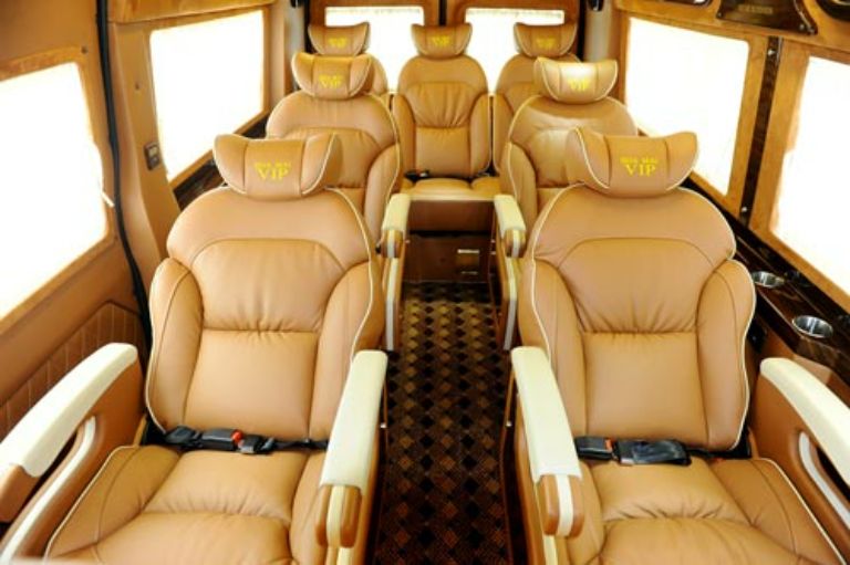 Xe limousine Hà Nội Hải Phòng. 