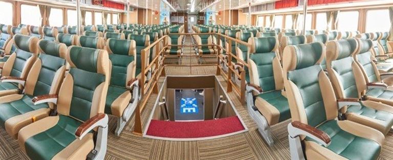 Toàn bộ ghế ngồi trên tàu Trưng Trắc đều là ghế nhập ngoại, chất lượng cao đem lại cảm giác thoải mái cho khách hàng. 