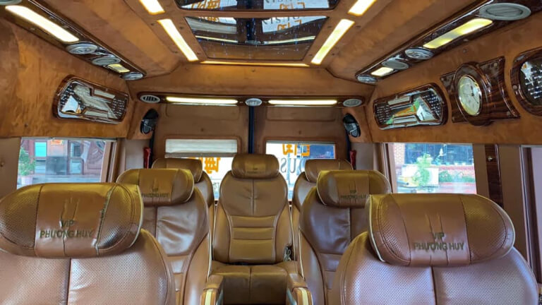 Xe limousine Móng Cái Hải Phòng được trang bị đầy đủ nội thất và ngoại thất tiện nghi. 